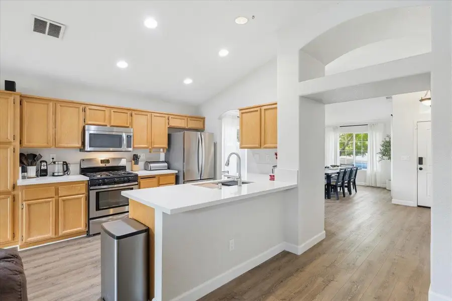 10044 Oglethorpe Way, Elk Grove, CA 95624 - #2