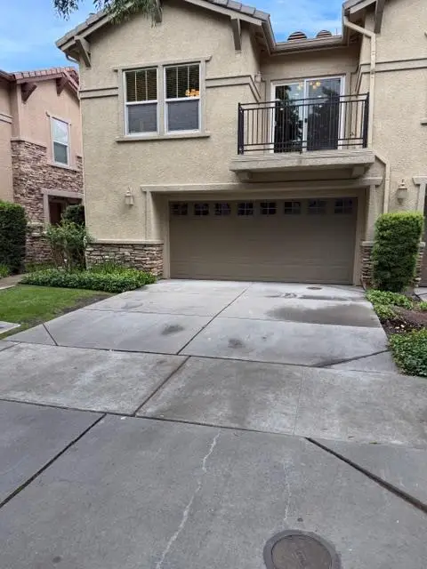 3301 N Park Drive #2812, Sacramento, CA 95835