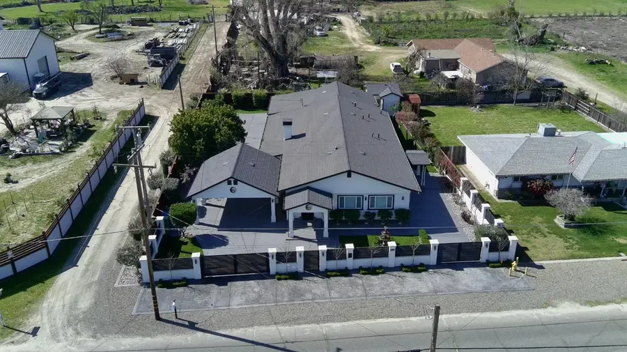 9293 Hillside Drive, Delhi, CA 95315 - #2