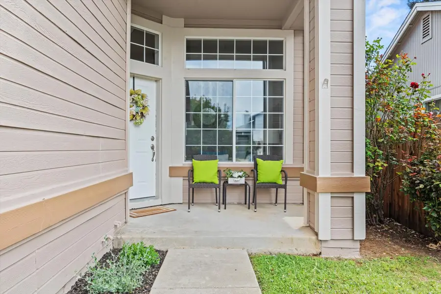 5566 Coral Creek Way, Elk Grove, CA 95758 - #2