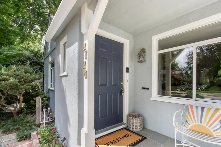 2728 Harkness Street, Sacramento, CA 95818 - #2