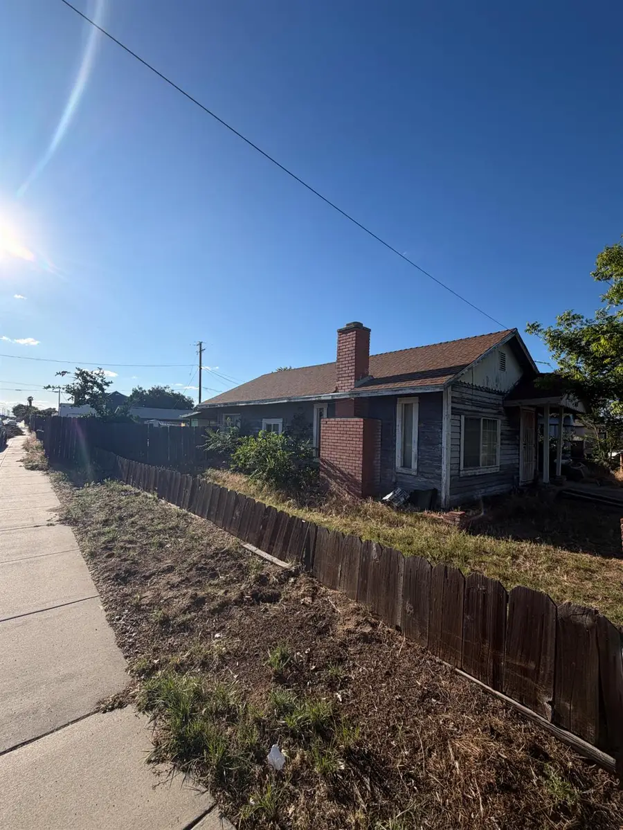 2149 5th, Hughson, CA 95326 - #2