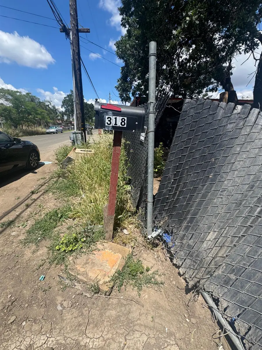 318 S Los Angeles Avenue, Stockton, CA 95203 - #2
