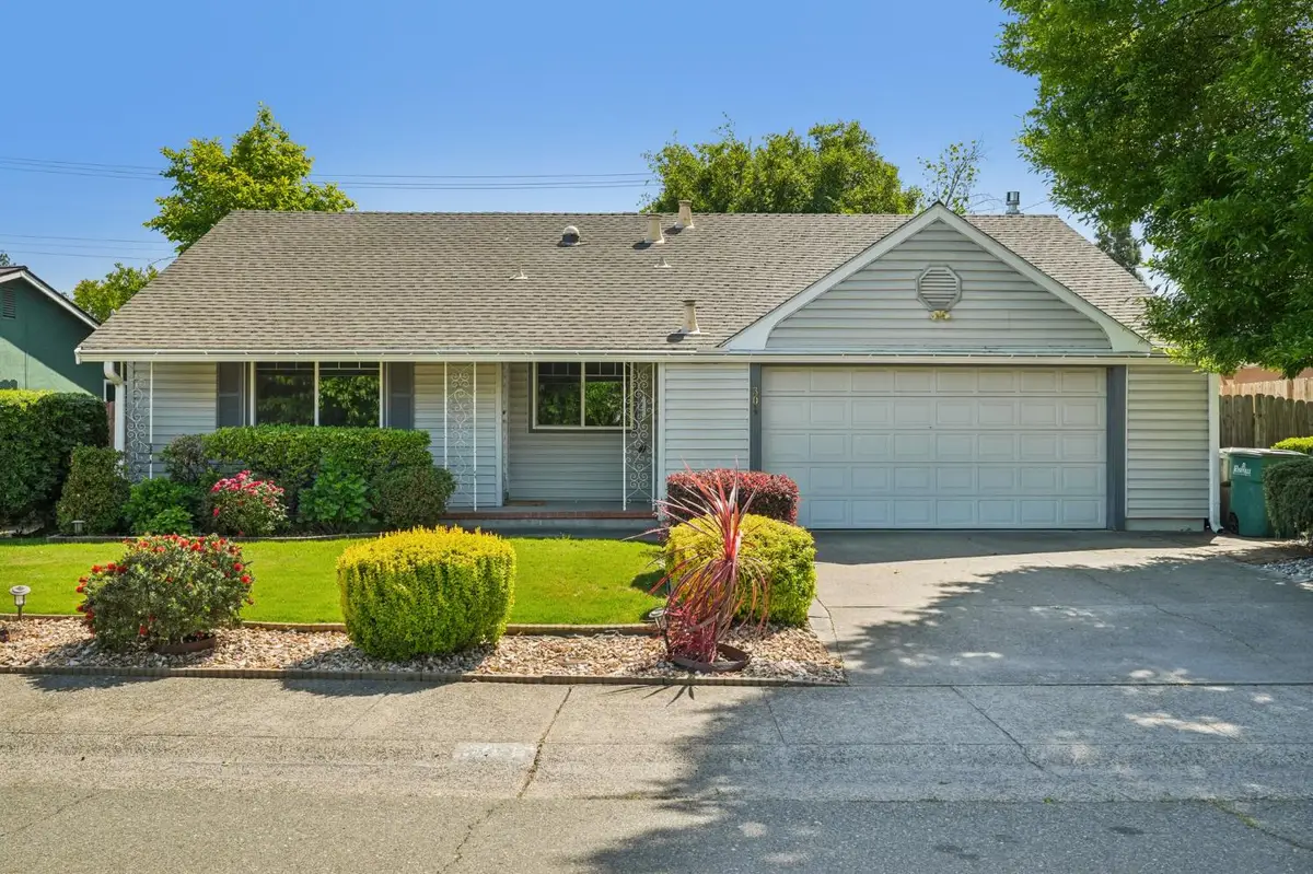 304 Margaret Way, Roseville, CA 95678 - #1