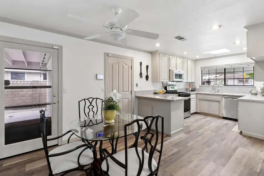 7830 Verna Mae Avenue, Sacramento, CA 95828 - #3