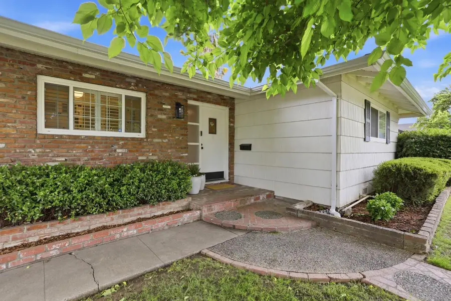 1828 Wayside Lane, Sacramento, CA 95864 - #3