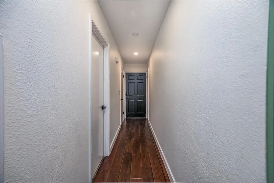 581 Lincoln Avenue #B, Modesto, CA 95354 - #3