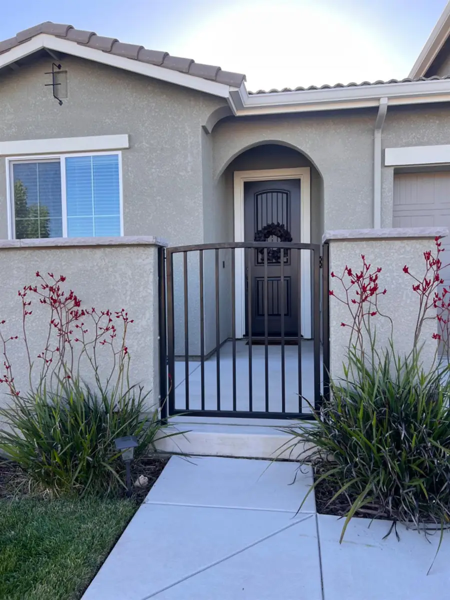 1012 Longview Drive, Oakdale, CA 95361 - #2