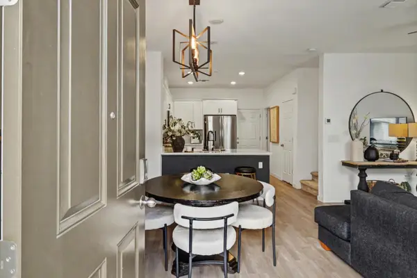 3034 Mesmerizing Walk, Sacramento, CA 95835