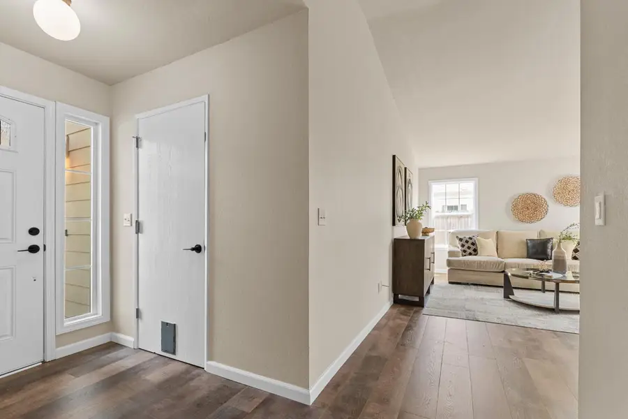 5925 Creighton Way, Sacramento, CA 95842 - #3