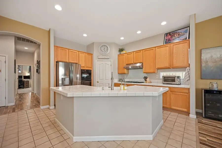 2413 Maybrook Drive, Sacramento, CA 95835 - #3