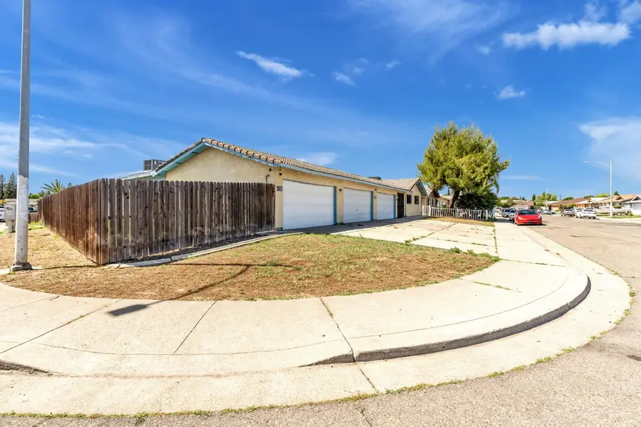 414 Jill Circle, Stockton, CA 95210 - #2