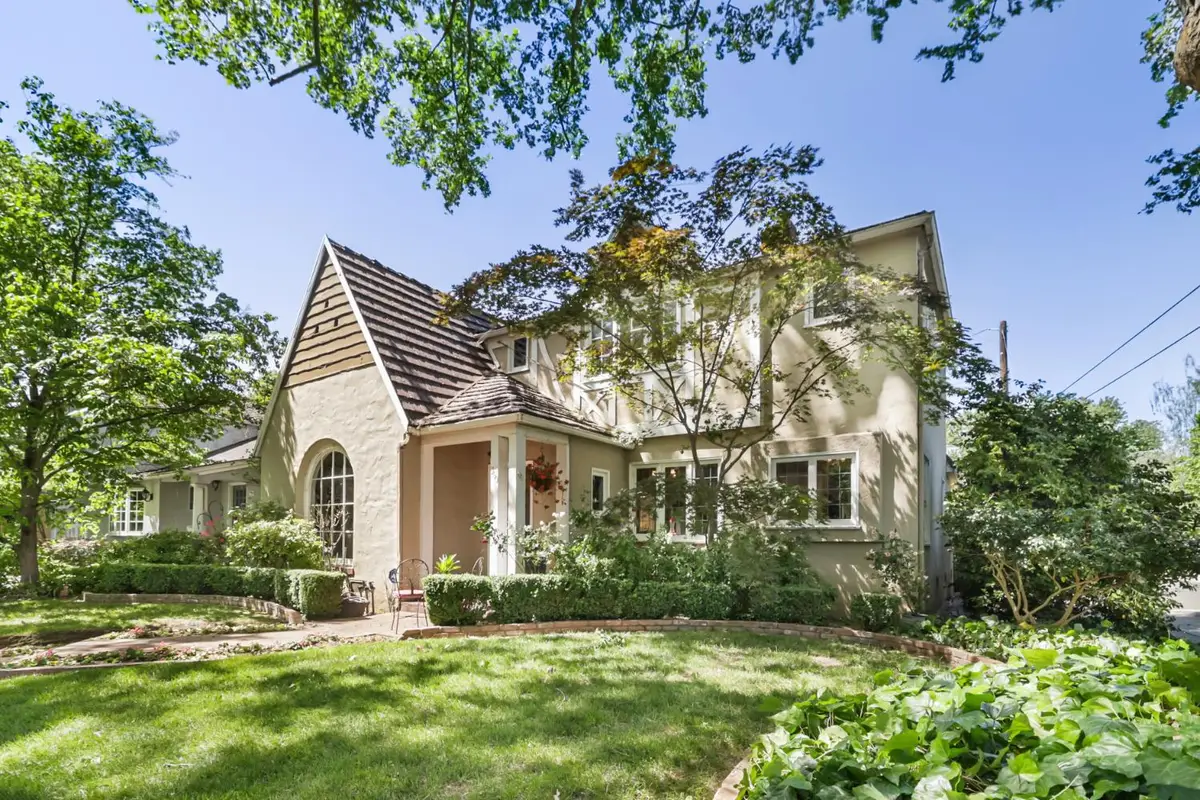 300 Santa Ynez Way, Sacramento, CA 95816 - #1