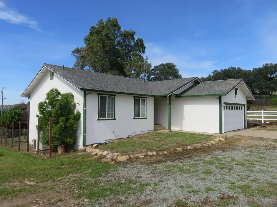 3068 Hartvickson Lane, Valley Springs, CA 95252 - #2