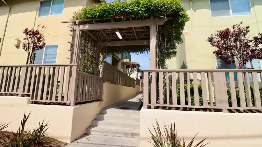 5 Carmel Circle, Marina, CA 93933 - #2