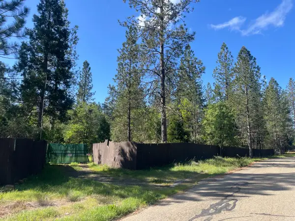 8692 Daken Circle, Brownsville, CA 95919