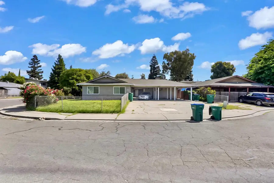 828 Astor Drive, Stockton, CA 95210 - #2
