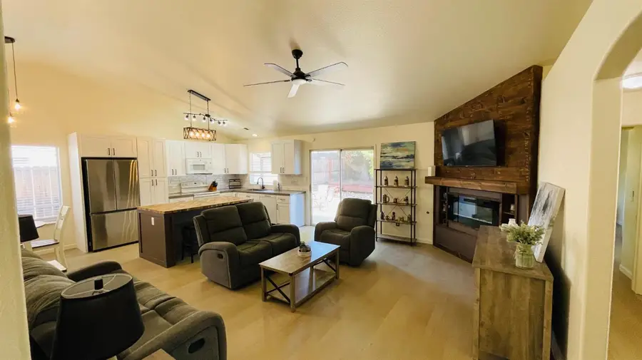 3929 El Portal Place, Modesto, CA 95357 - #3