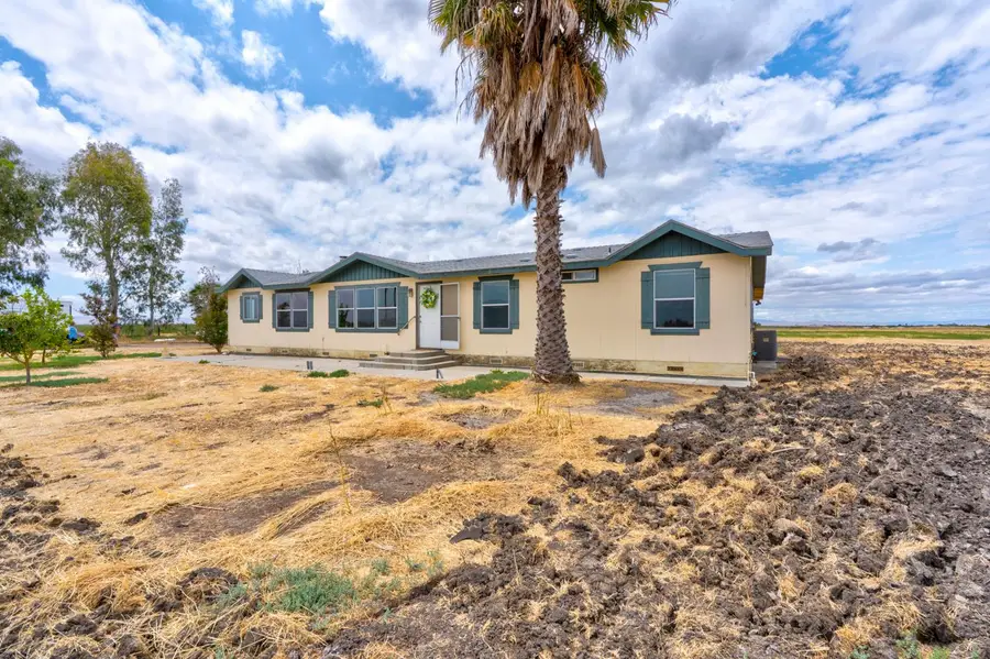 20639 S Lexington Avenue, Dos Palos, CA 93620 - #3