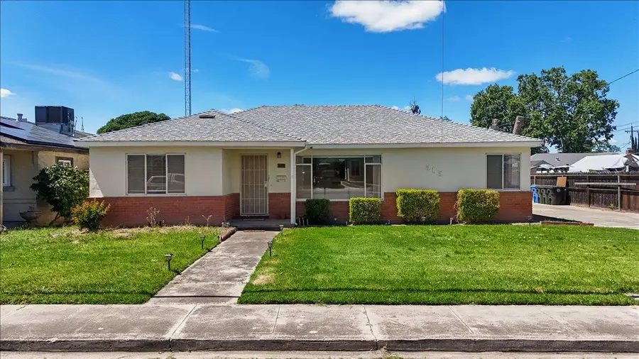 515 Locust Avenue, Manteca, CA 95337 - #2