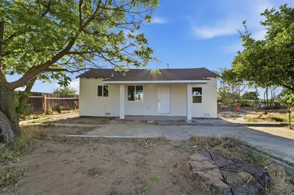 696 Pedersen Rd, Oakdale, CA 95361