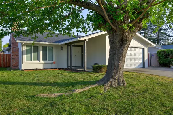 5806 Hillsdale Boulevard, Sacramento, CA 95842