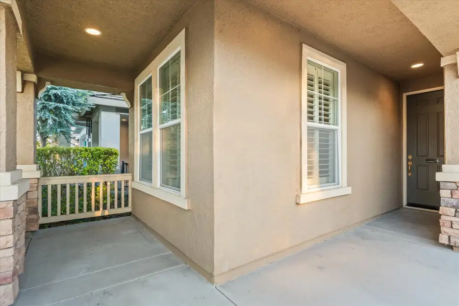 1642 Vosspark Way, Sacramento, CA 95835 - #3