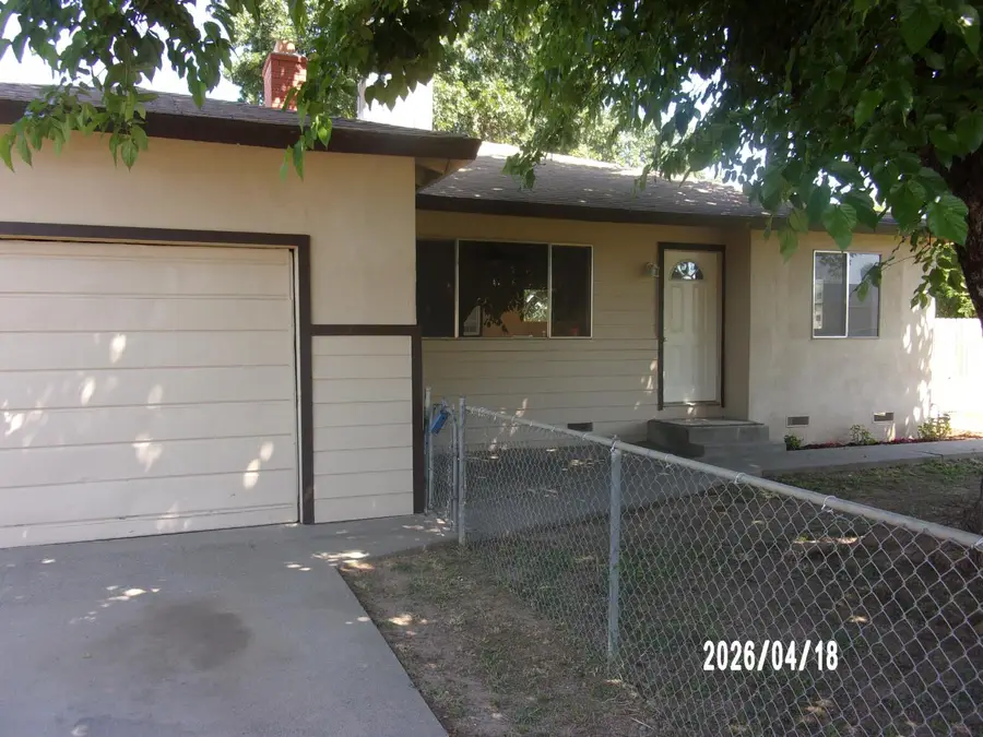 921 S Elinor Avenue, Olivehurst, CA 95961 - #2