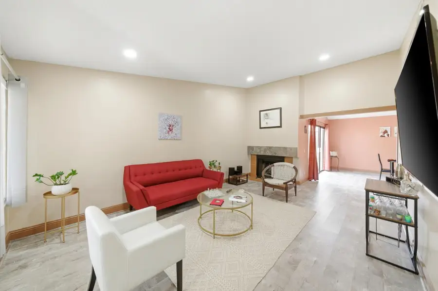 7677 Harvest Woods Drive, Sacramento, CA 95828 - #2