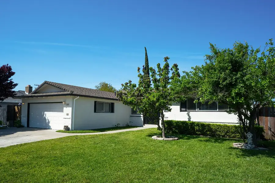 8409 Melrose Drive, Stockton, CA 95210 - #2