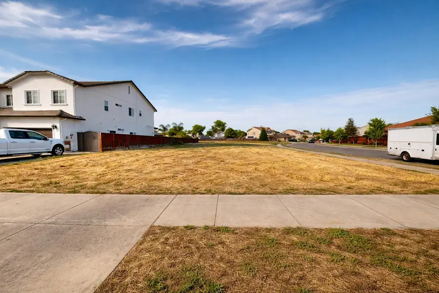 1001 N Canyon Drive, Modesto, CA 95351 - #2