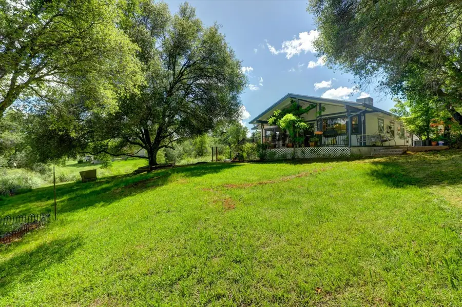 10941 Blackledge Road, Penn Valley, CA 95946 - #2