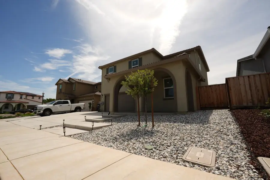 2104 Kimes Ranch Road, Patterson, CA 95363 - #2