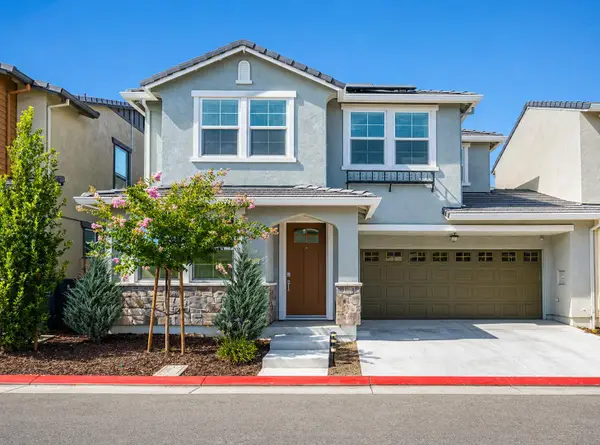 2472 Sweetbay Circle, Tracy, CA 95377