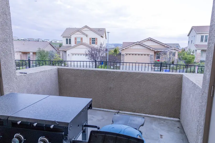 1400 Moon Circle #1415, Folsom, CA 95630 - #2