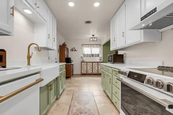 1213 E A Street, Oakdale, CA 95361