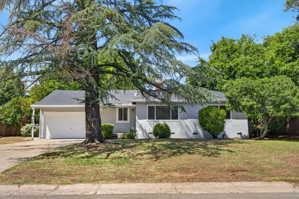 3221 Lerwick Road, Sacramento, CA 95821 - #1