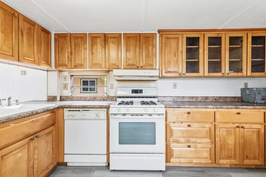 350 N George Washington Boulevard #9, Yuba City, CA 95993 - #2