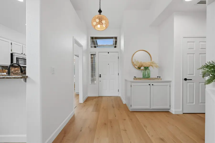 118 Farham, Folsom, CA 95630 - #2