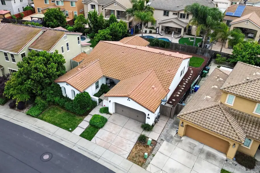 9808 Kugler Way, Elk Grove, CA 95757 - #2