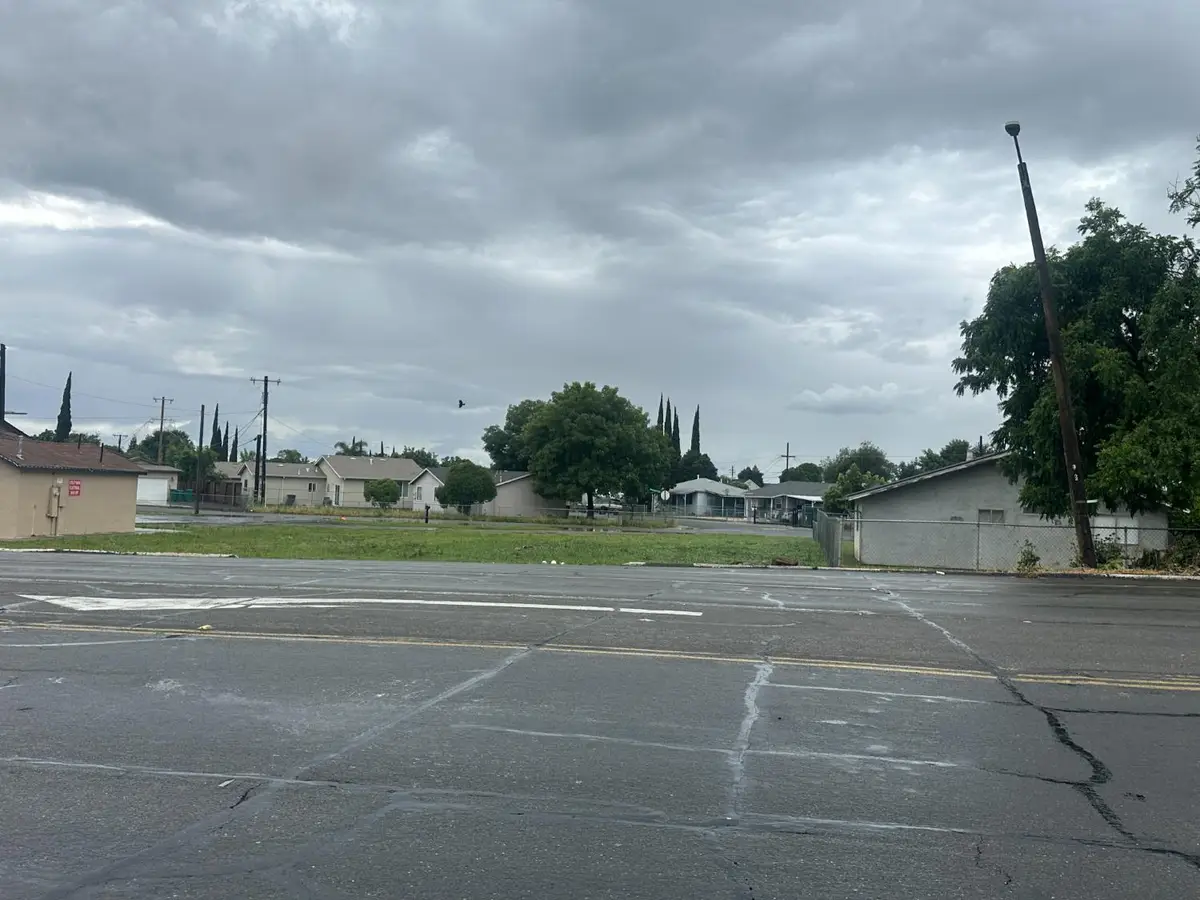 3323 N Wilson Way, Stockton, CA 95205 - #1