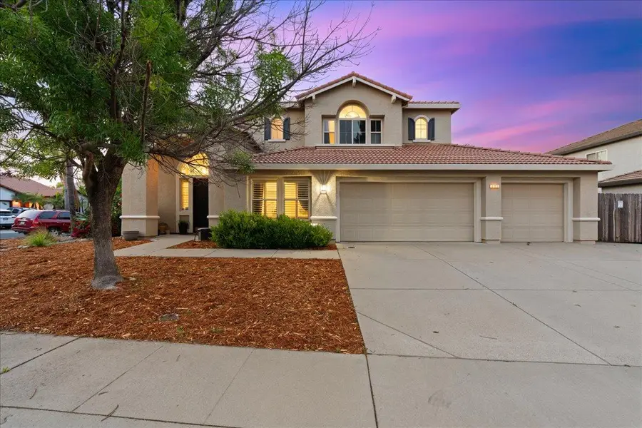 201 Pepper Tree Court, Roseville, CA 95747 - #2
