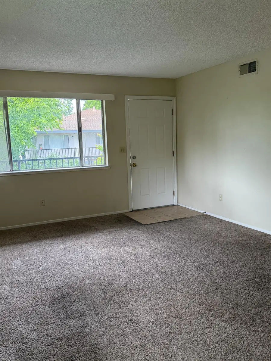 4711 Hayford Way #4, Sacramento, CA 95842 - #3