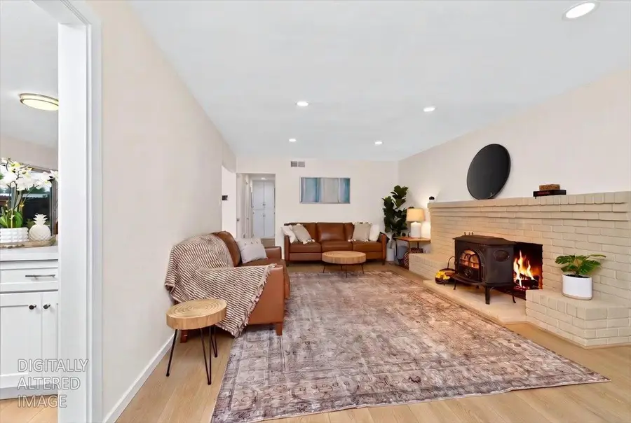 6736 Hedgewood Drive, Sacramento, CA 95842 - #3