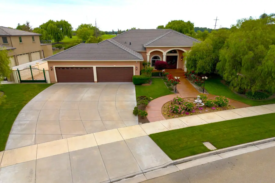 1418 Riverview Circle #E, Ripon, CA 95366 - #3