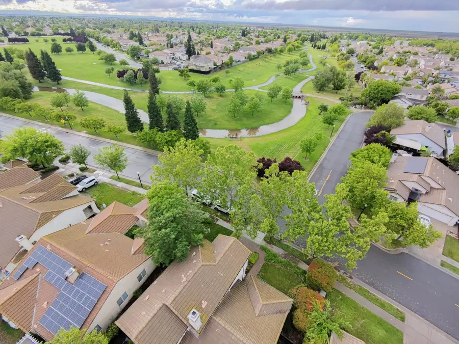 410 Regency Park Circle, Sacramento, CA 95835 - #3