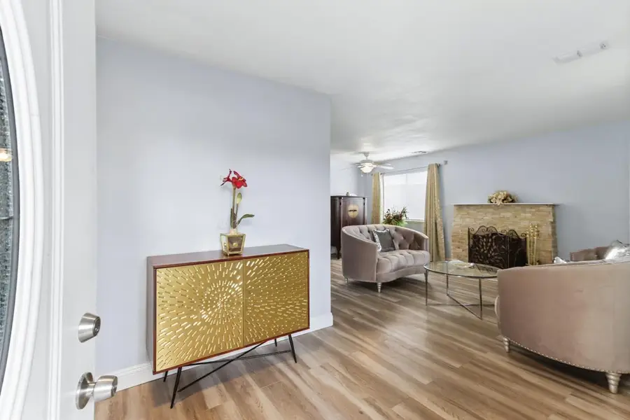 4032 Alta Lorraine Way, North Highlands, CA 95660 - #3