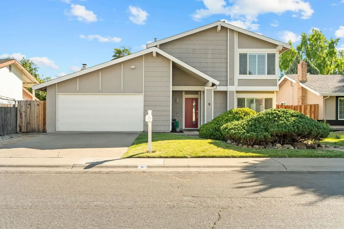 5 Rambleoak Circle, Sacramento, CA 95831 - #1