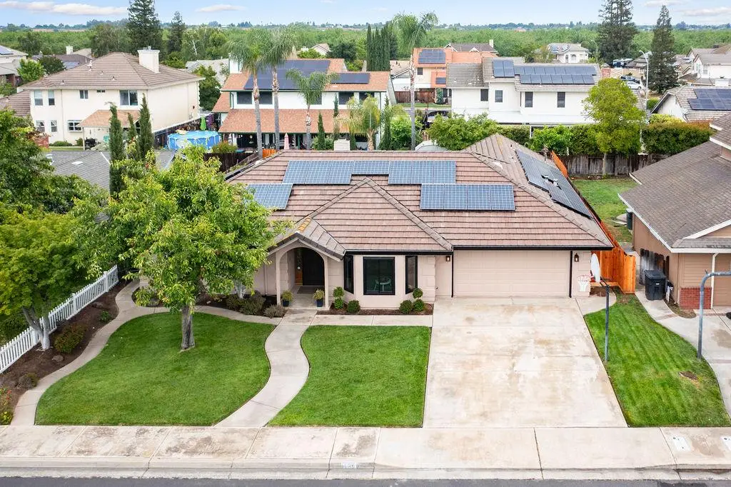 1934 Pontiac Street, Oakdale, CA 95361 - #1