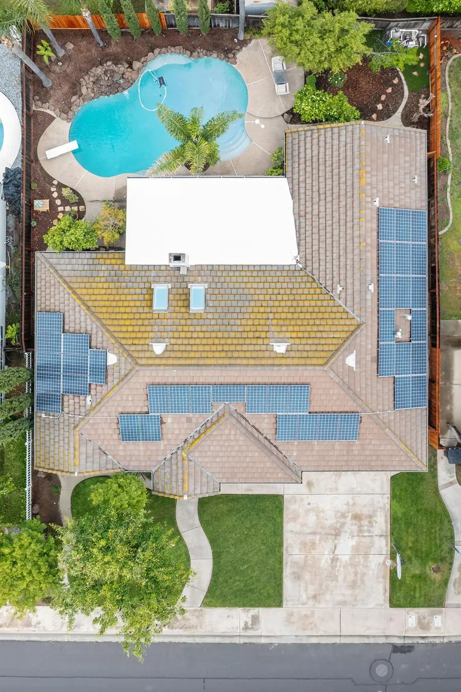 1934 Pontiac Street, Oakdale, CA 95361 - #2